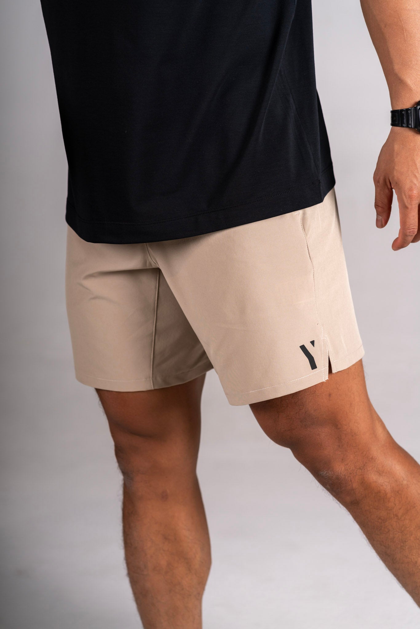 DYNAMIC SHORTS