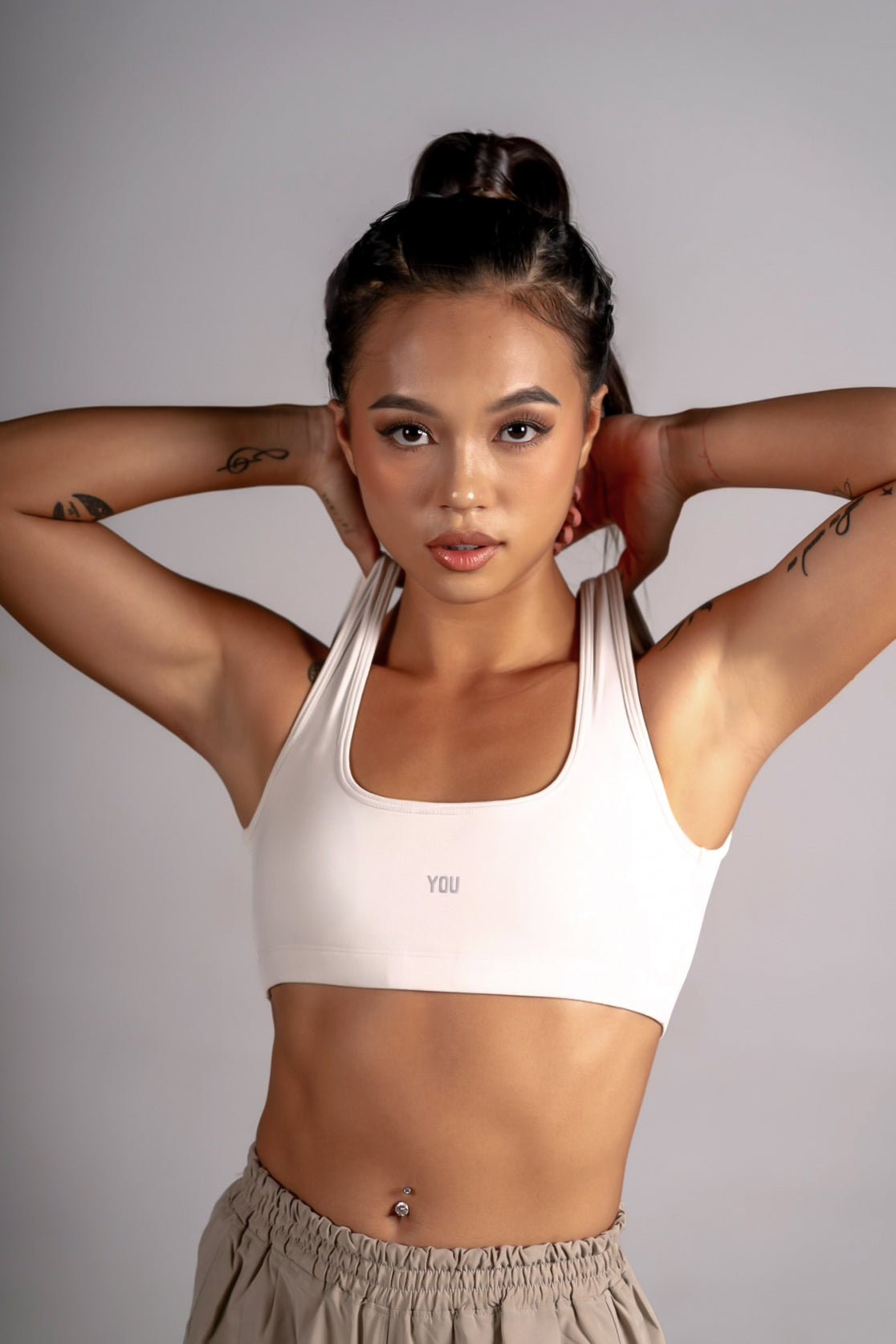 'U CUT' PERFORMANCE BRA